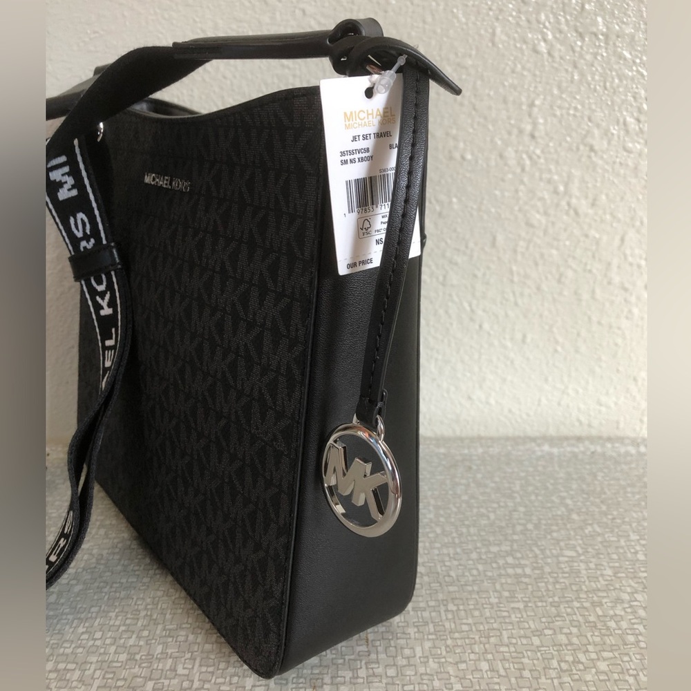 NWT Michael Kors Jet Set Travel Black Crossbody Bag - Picture 4 of 10